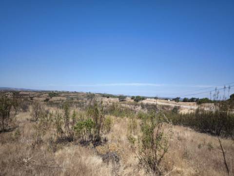 TERRENO URBANO - COM POSSIBILIDADE DE CONSTRUÇÃO MORADIA E TURISMO - VISTA LAGO E VISTA MAR - BRENHOSA - ODELEITE - CASTRO MARIM - ALGARVE