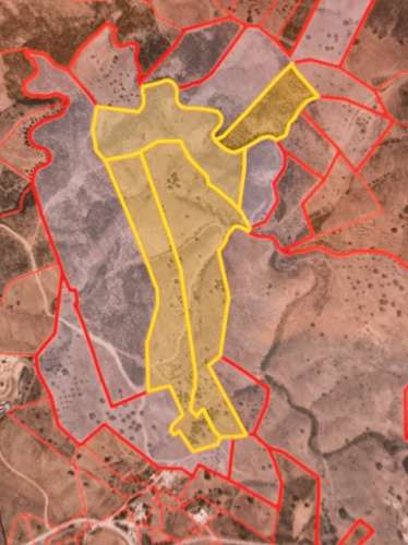 TERRENO COM 99.080 m2 - COM APOIO AGRICOLA EM RUINAS - POSSIBILIDADE DE CONSTRUÇÃO HABITAÇÃO E TURISMO - EM CAMPEIROS - CASTRO MARIM - ALGARVE
