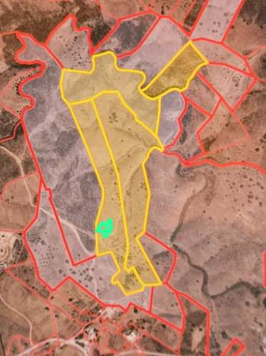TERRENO COM 99.080 m2 - COM APOIO AGRICOLA EM RUINAS - POSSIBILIDADE DE CONSTRUÇÃO HABITAÇÃO E TURISMO - EM CAMPEIROS - CASTRO MARIM - ALGARVE