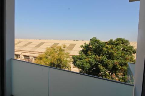 Apartamento T3, 2º piso, varanda, Vila real de Santo António