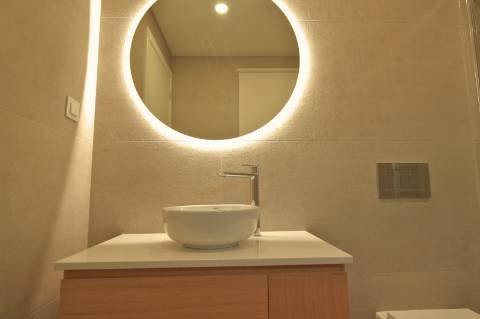 Apartamento T3, 2º piso, varanda, Vila real de Santo António