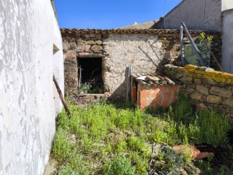 MORADIA EM RUINA PARA RECONSTRUIR - COM LOGRADOURO - VISTA MAR - QUEBRADAS - CASTRO MARIM - ALGARVE