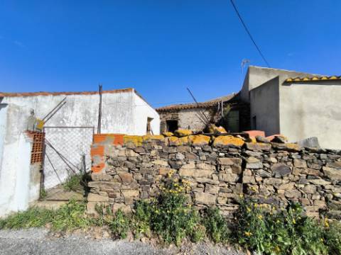 MORADIA EM RUINA PARA RECONSTRUIR - COM LOGRADOURO - VISTA MAR - QUEBRADAS - CASTRO MARIM - ALGARVE