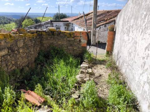 MORADIA EM RUINA PARA RECONSTRUIR - COM LOGRADOURO - VISTA MAR - QUEBRADAS - CASTRO MARIM - ALGARVE