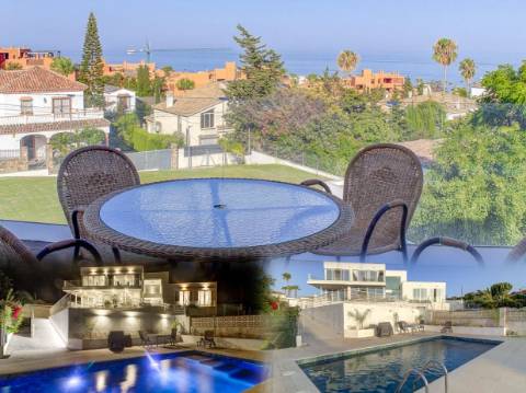 Deslumbrante Moradia Moderna com Vista Mar em Buenas Noches, Estepona
