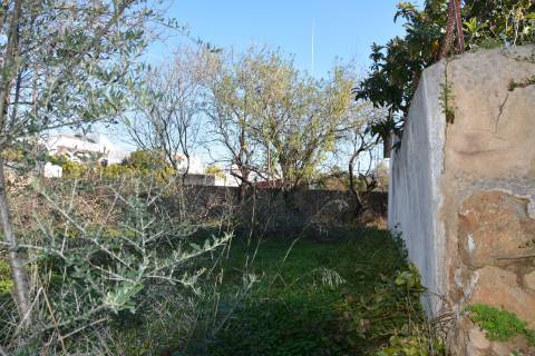 TERRENO COM POSSIBILIDADE PARA CONSTRUÇÃO 12 APARTAMENTOS