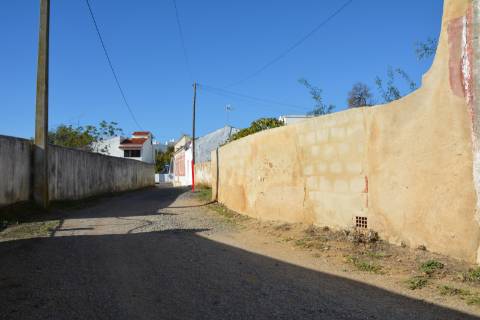 TERRENO COM POSSIBILIDADE PARA CONSTRUÇÃO 12 APARTAMENTOS