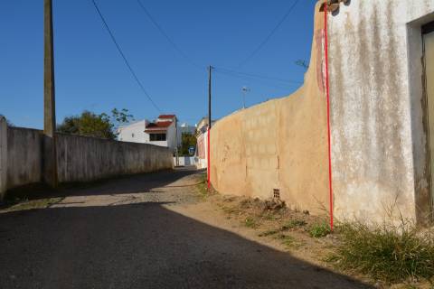 TERRENO COM POSSIBILIDADE PARA CONSTRUÇÃO 12 APARTAMENTOS