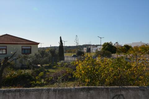 TERRENO COM POSSIBILIDADE PARA CONSTRUÇÃO 12 APARTAMENTOS