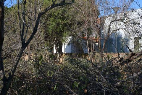 TERRENO COM POSSIBILIDADE PARA CONSTRUÇÃO 12 APARTAMENTOS