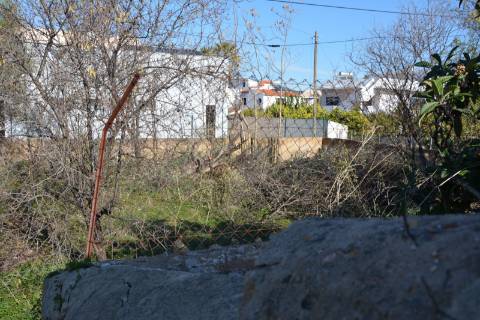 TERRENO COM POSSIBILIDADE PARA CONSTRUÇÃO 12 APARTAMENTOS