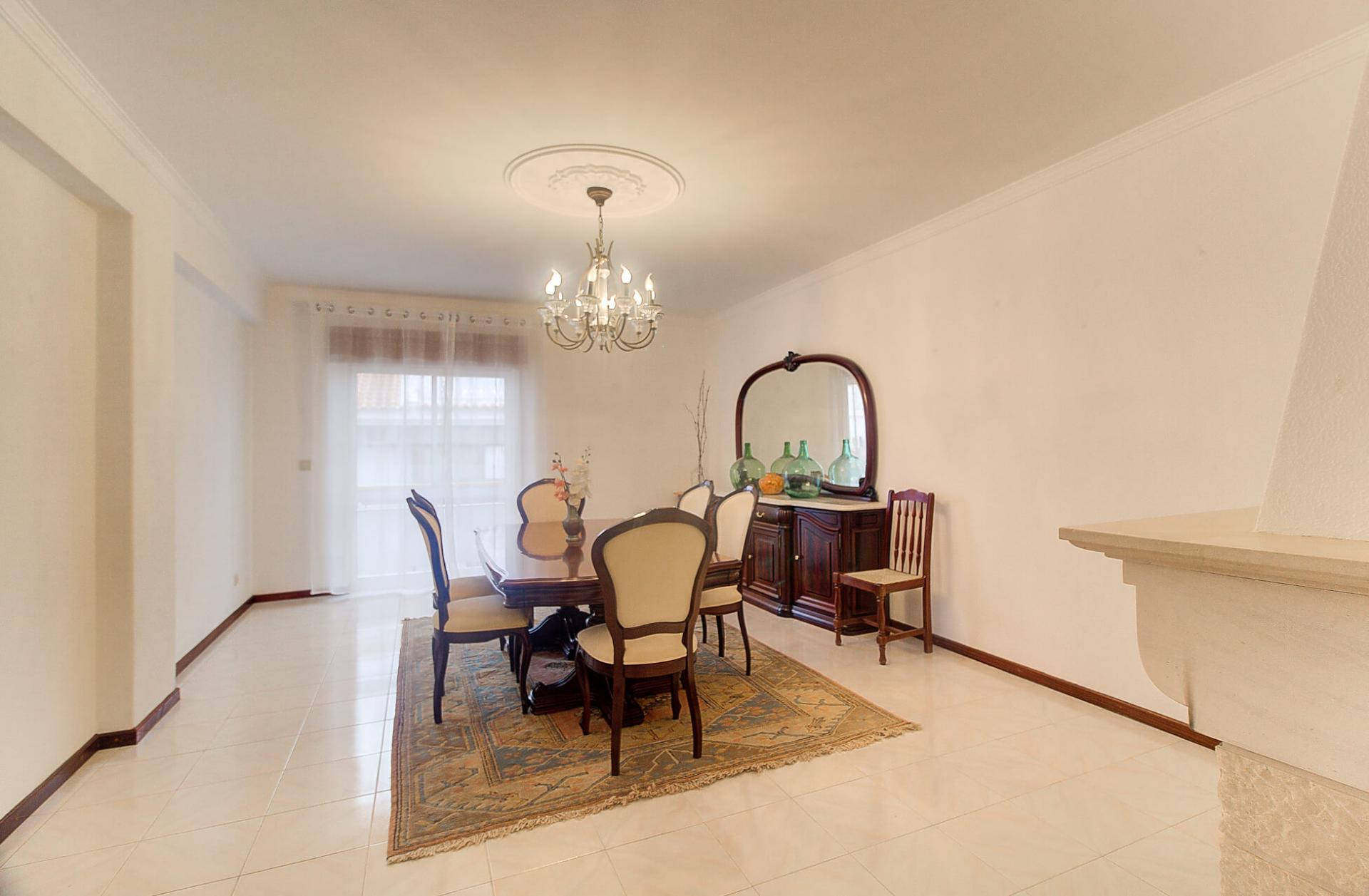 Excelente Apartamento para Arrendamento Anual - Vila Real de Santo António