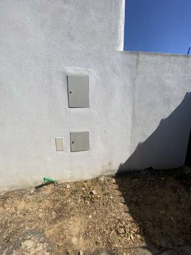 Moradia com terreno e varios anexos - 1000m2 - Moncarapacho e Fuzeta - Olhão