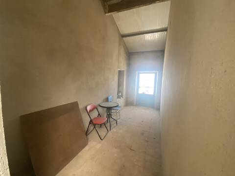 Moradia com terreno e varios anexos - 1000m2 - Moncarapacho e Fuzeta - Olhão