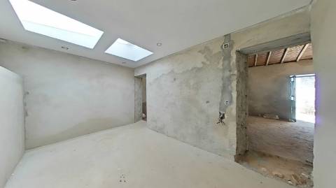 Moradia com terreno e varios anexos - 1000m2 - Moncarapacho e Fuzeta - Olhão