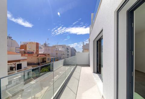 T2 a estrear no 2 piso em Monte Gordo