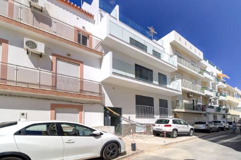 T2 a estrear no 2 piso em Monte Gordo