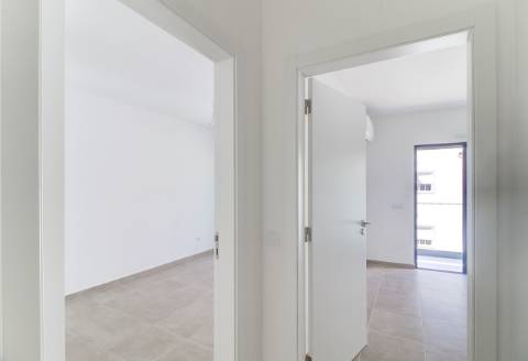 T2 a estrear no 2 piso em Monte Gordo