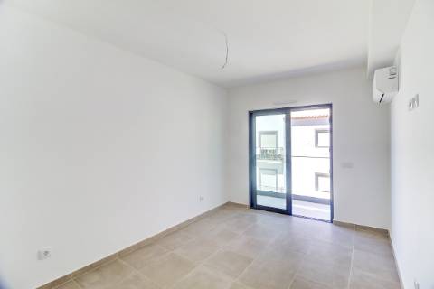 T2 a estrear no 2 piso em Monte Gordo