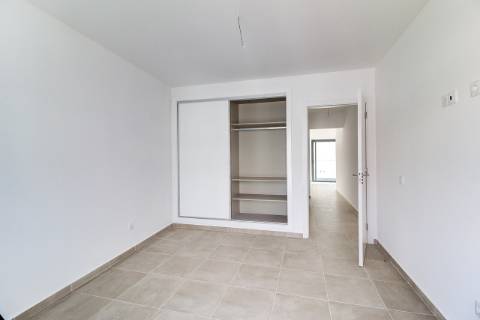 T2 a estrear no 2 piso em Monte Gordo