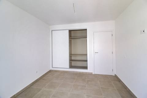 T2 a estrear no 2 piso em Monte Gordo