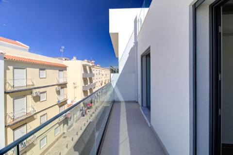 T2 a estrear no 2 piso em Monte Gordo