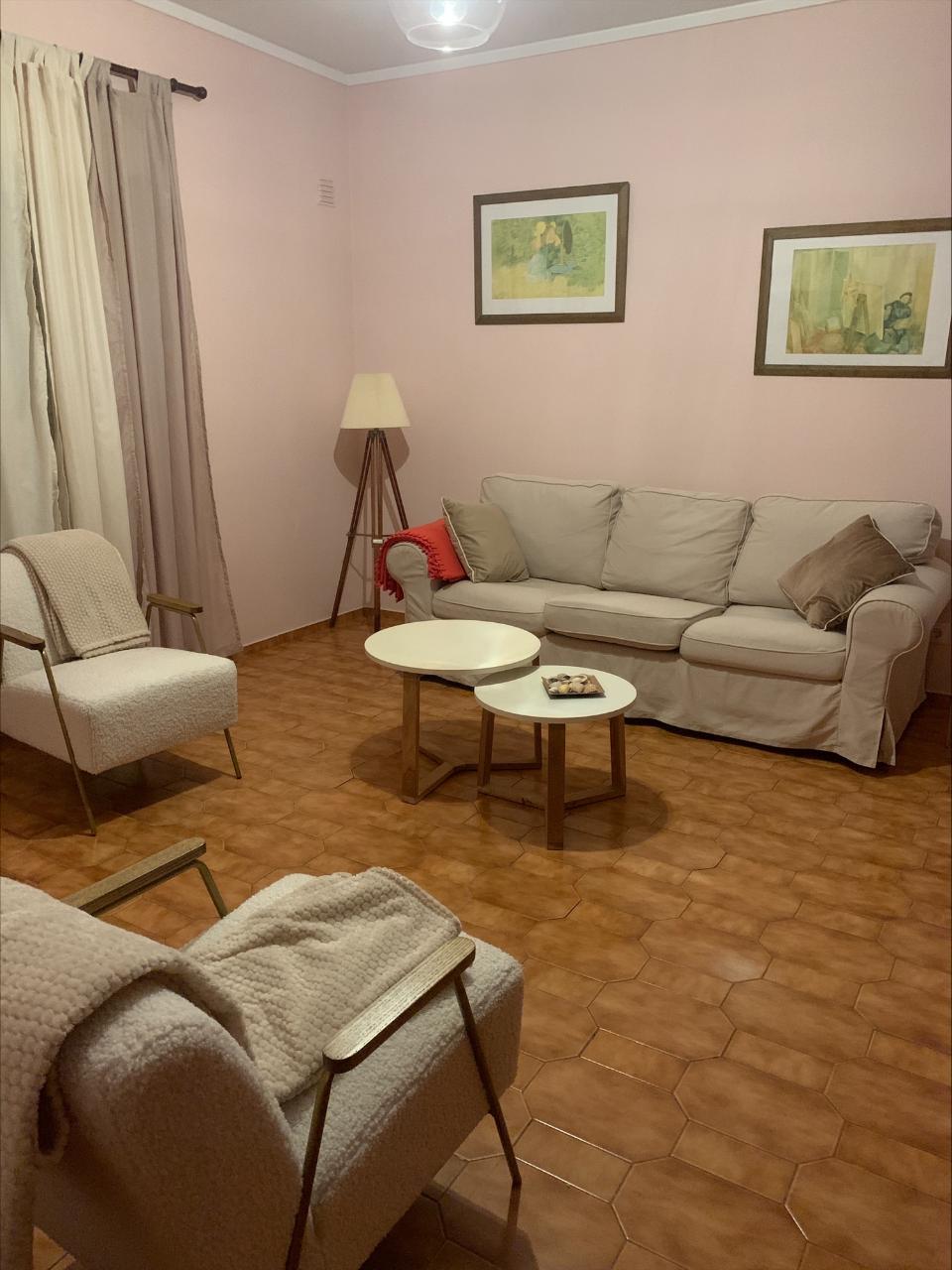 Andar de moradia disponível para arrendamento anual em Tavira