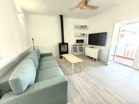 Encantador T2 (suite + anexo) com vistas do Rio de Odeleite para Arrendamento, Setembro a Maio