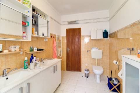 Moradia T6 de Caráter Único com Vista Mar e Serra - Algarve 
 Junto ao Golfe Monte Rei | Terreno com 32.500 m² | Potencial para Turismo Rural