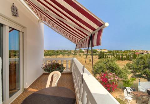 Moradia T6 de Caráter Único com Vista Mar e Serra - Algarve 
 Junto ao Golfe Monte Rei | Terreno com 32.500 m² | Potencial para Turismo Rural