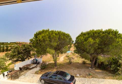 Moradia T6 de Caráter Único com Vista Mar e Serra - Algarve 
 Junto ao Golfe Monte Rei | Terreno com 32.500 m² | Potencial para Turismo Rural