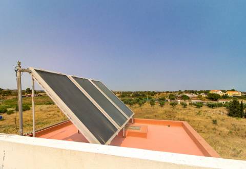 Moradia T6 de Caráter Único com Vista Mar e Serra - Algarve 
 Junto ao Golfe Monte Rei | Terreno com 32.500 m² | Potencial para Turismo Rural