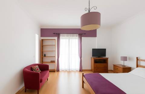 Moradia T4 Geminada no Mato Santo Espirito, Tavira