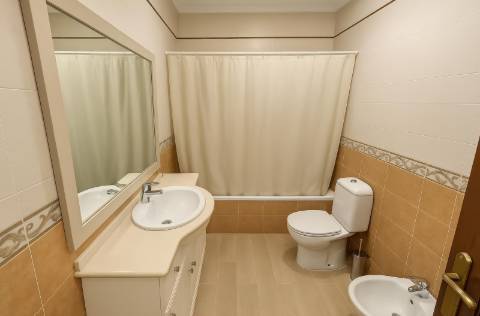 Moradia T4 Geminada no Mato Santo Espirito, Tavira