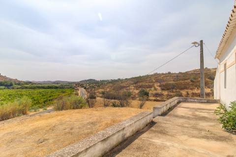 Herdade com 8,7 Hectares - Excelente Localização