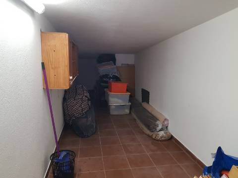 T2 Espaçoso, Luminoso e Bem Localizado em Vila Real de Santo António