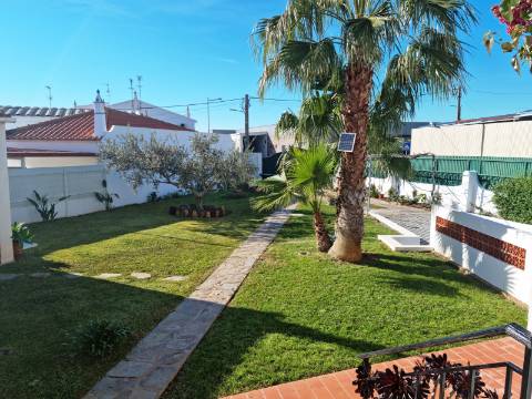 Moradia para arrendamento em Altura