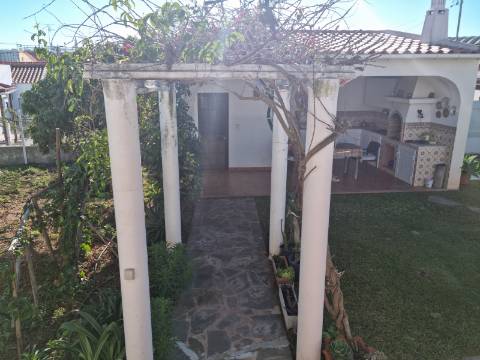 Moradia para arrendamento em Altura