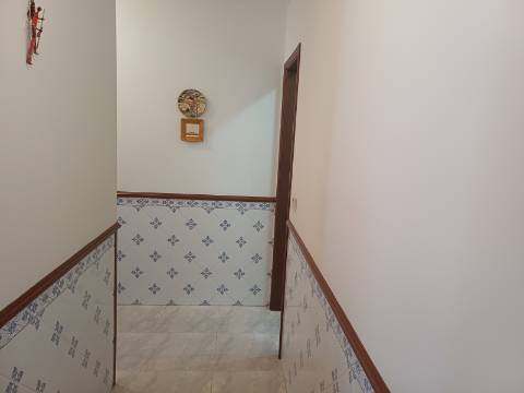 Apartamento T2 com 2 WC com elevador e Varandas magnificas Centro de Monte Gordo