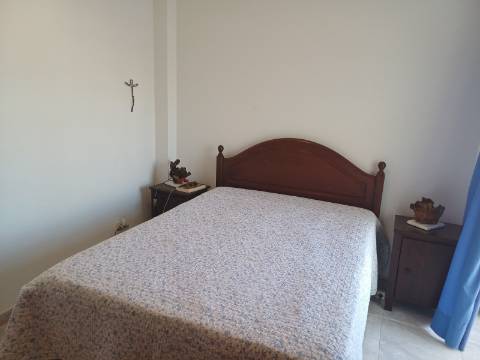 Apartamento T2 com 2 WC com elevador e Varandas magnificas Centro de Monte Gordo