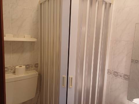 Apartamento T2 com 2 WC com elevador e Varandas magnificas Centro de Monte Gordo