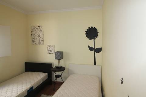 Apartamento T3 disponível para arrendamento de Inverno, com localização muito central na cidade de Tavira.