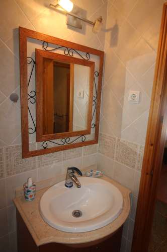 Apartamento T3 disponível para arrendamento de Inverno, com localização muito central na cidade de Tavira.