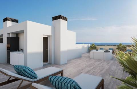 Maravilhoso apartamento T3, top floor com terraço privado, vista mar, barbecue e jacuzzi em empreendimento moderno, Tavira