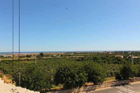 Maravilhoso apartamento T3, top floor com terraço privado, vista mar, barbecue e jacuzzi em empreendimento moderno, Tavira