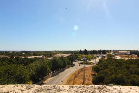 Maravilhoso apartamento T3, top floor com terraço privado, vista mar, barbecue e jacuzzi em empreendimento moderno, Tavira