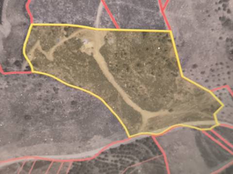 TERRENO COM 24.200 M2 - ACESSO A ÁGUA - VISTA BARRAGEM - POSSIBILIDADE DE CONSTRUIR UM APOIO AGRICOLA - VALE ANDREU - CASTRO MARIM - ALGARVE