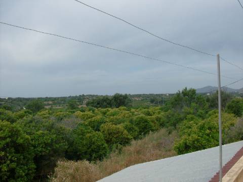 Terreno Urbano para a Construção de 3 moradias