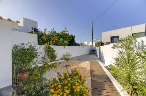 Moradia T2+1, Cabanas de Tavira, a poucos metros da Ria