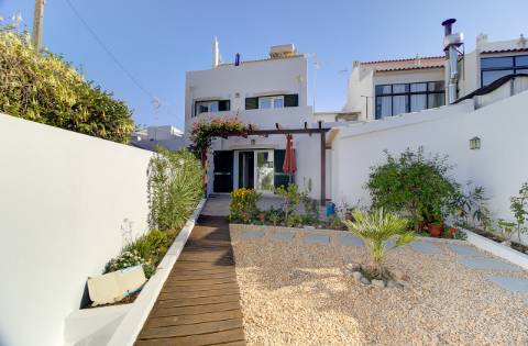 Moradia T2+1, Cabanas de Tavira, a poucos metros da Ria